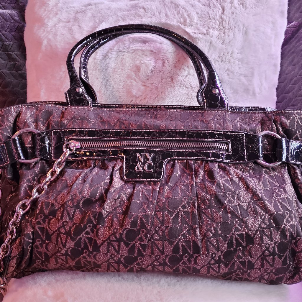 Brand New NyC Baguette Style Purse